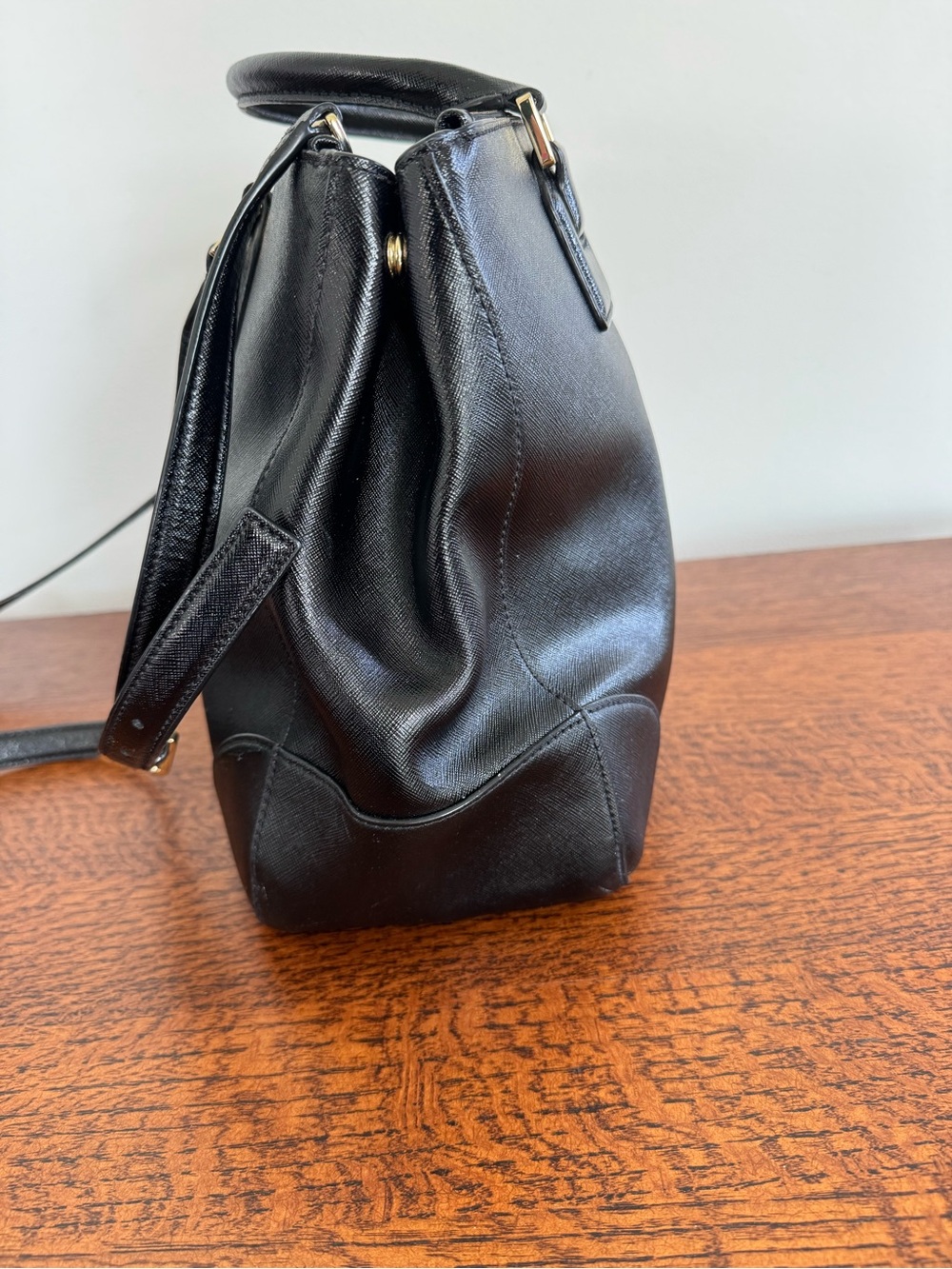 Tory Burch Robinson Double Zip Tote - Saffiano Leather - Picture 4 of 16
